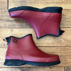 Sorel Flood Plain Chukka Boots Pull On Rubber Rain Boots Red Size 8